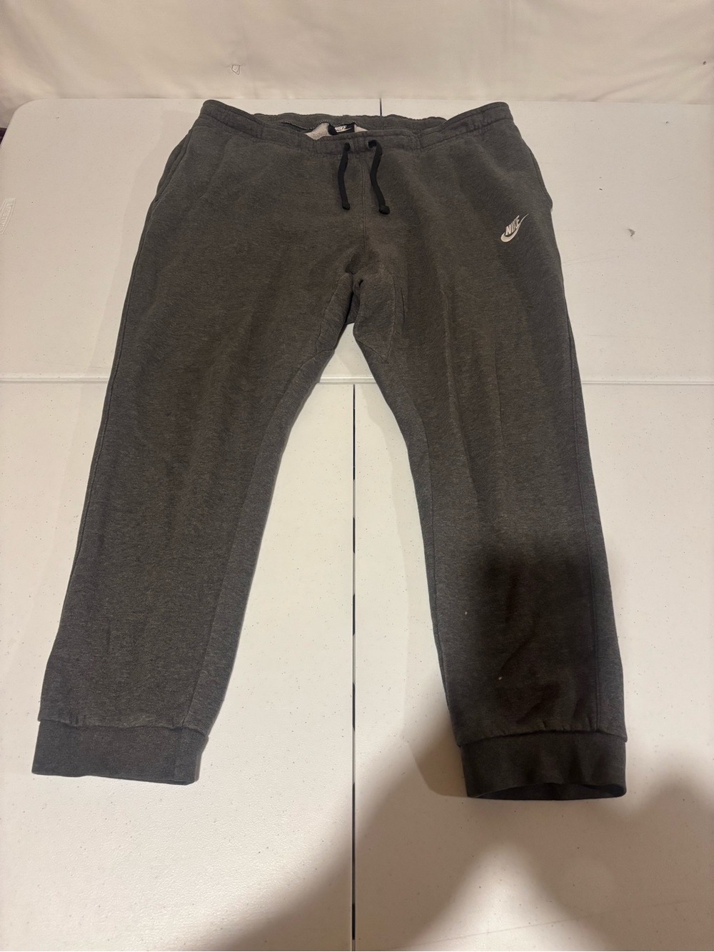 Nike Men’s XXL Drawstring Gray Athletic Jogging Sweatpants 27” Inseam